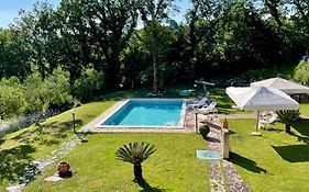 Villa con Piscina Donna Romina
